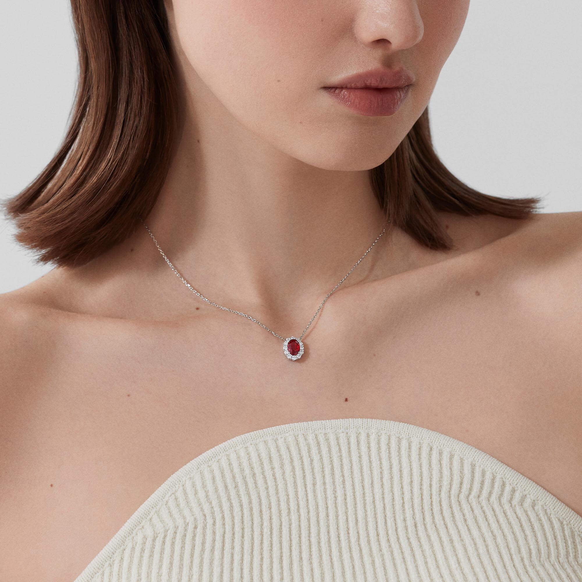 0039 Garrard 1735 Ruby Pendant In Platinum with Diamonds 2018930 Model