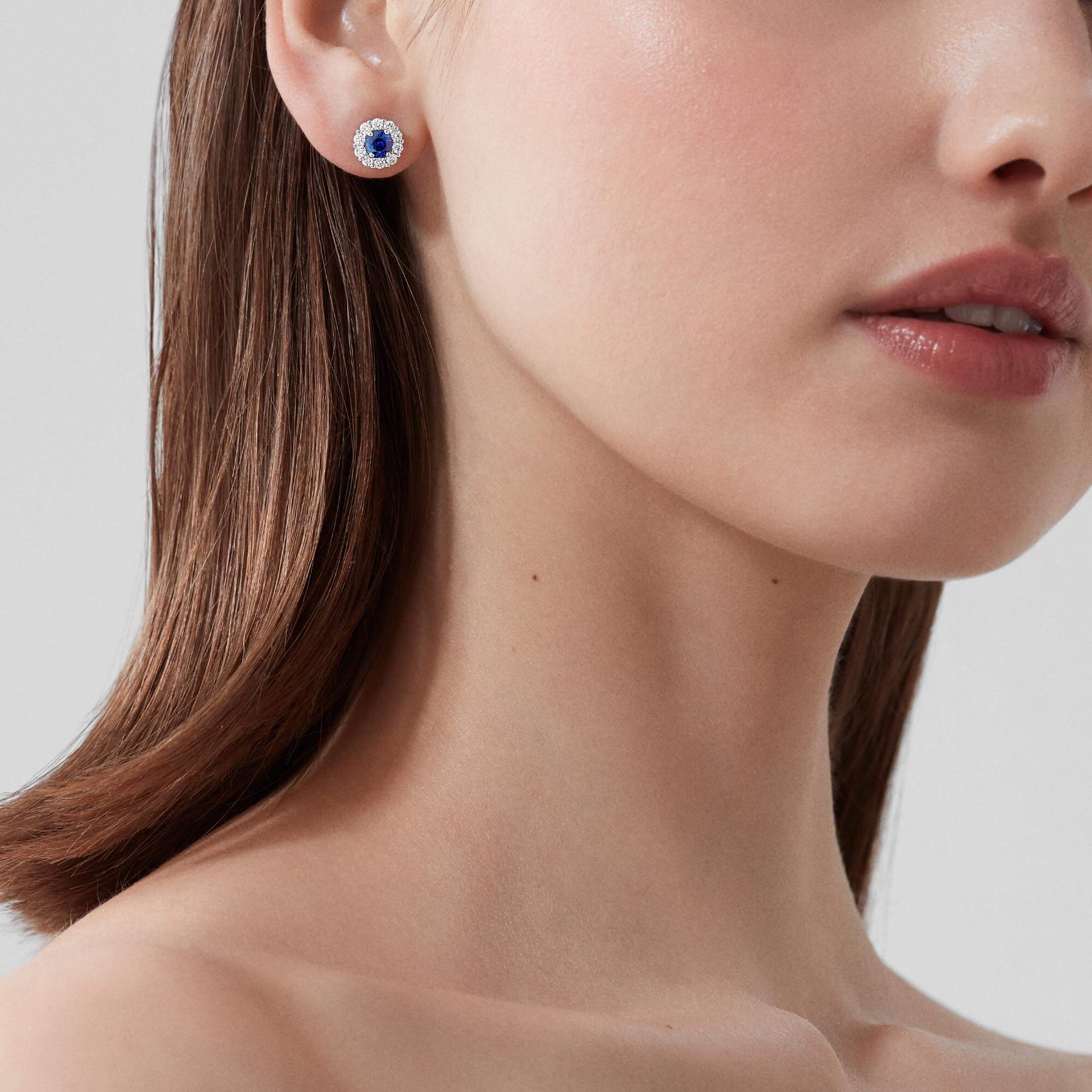 0055 Garrard 1735 Round Sapphire Stud Earrings In Platinum with Diamonds 2018791 2018792 Model