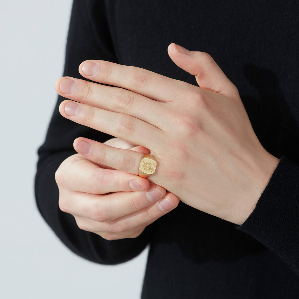 Large Cushion Signet Ring | In 18ct Yellow Gold