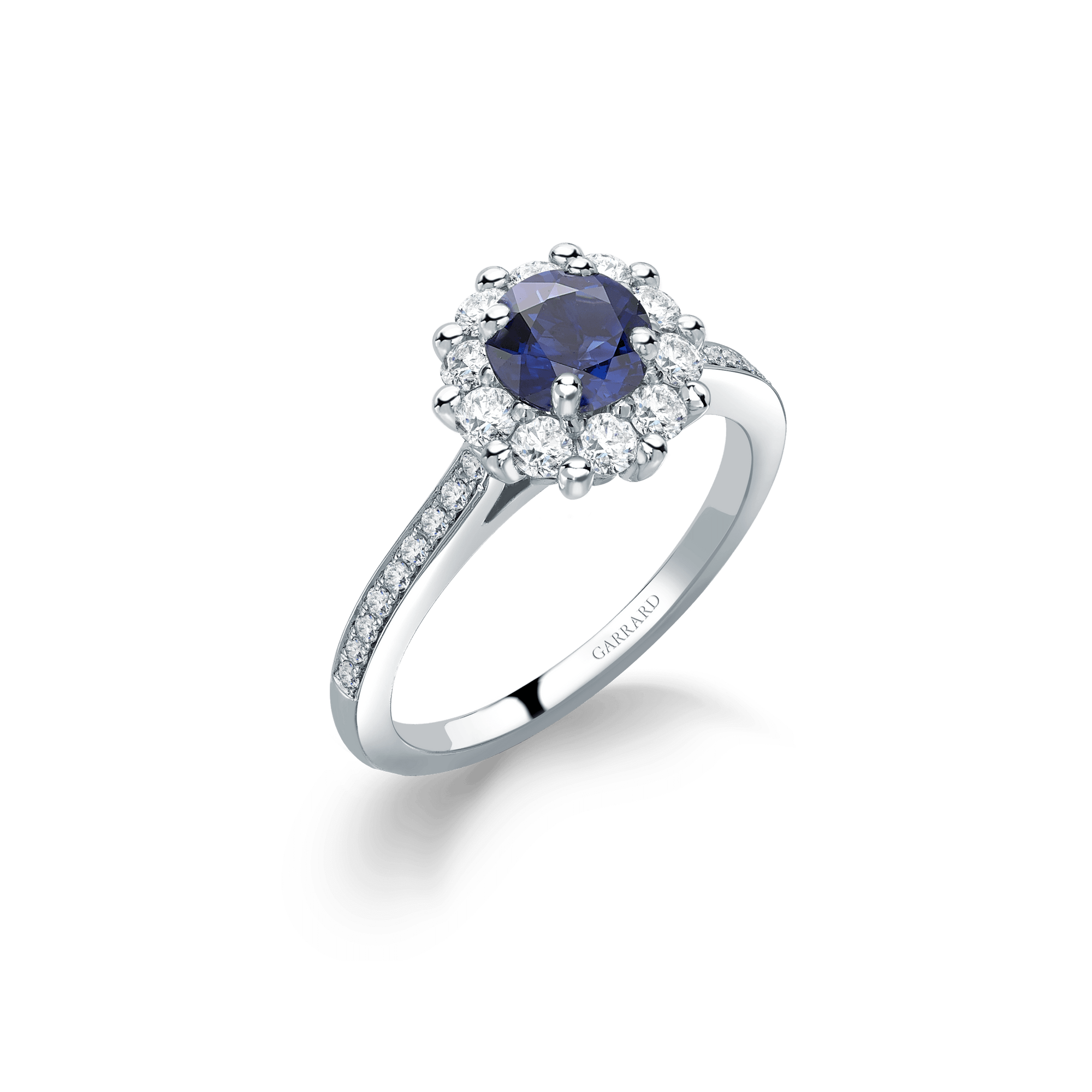 Garrard 1735 jewellery collection Sapphire Round Ring Garrard In Platinium with Diamonds JR17PT06 Hero View