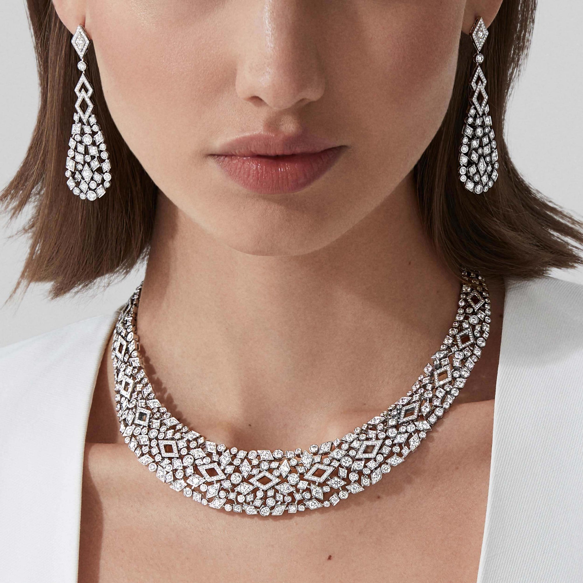 Garrard Albemarle High Jewellery Diamond Collar Necklace In 18ct White Gold 2017323 earrings 2017324 on model