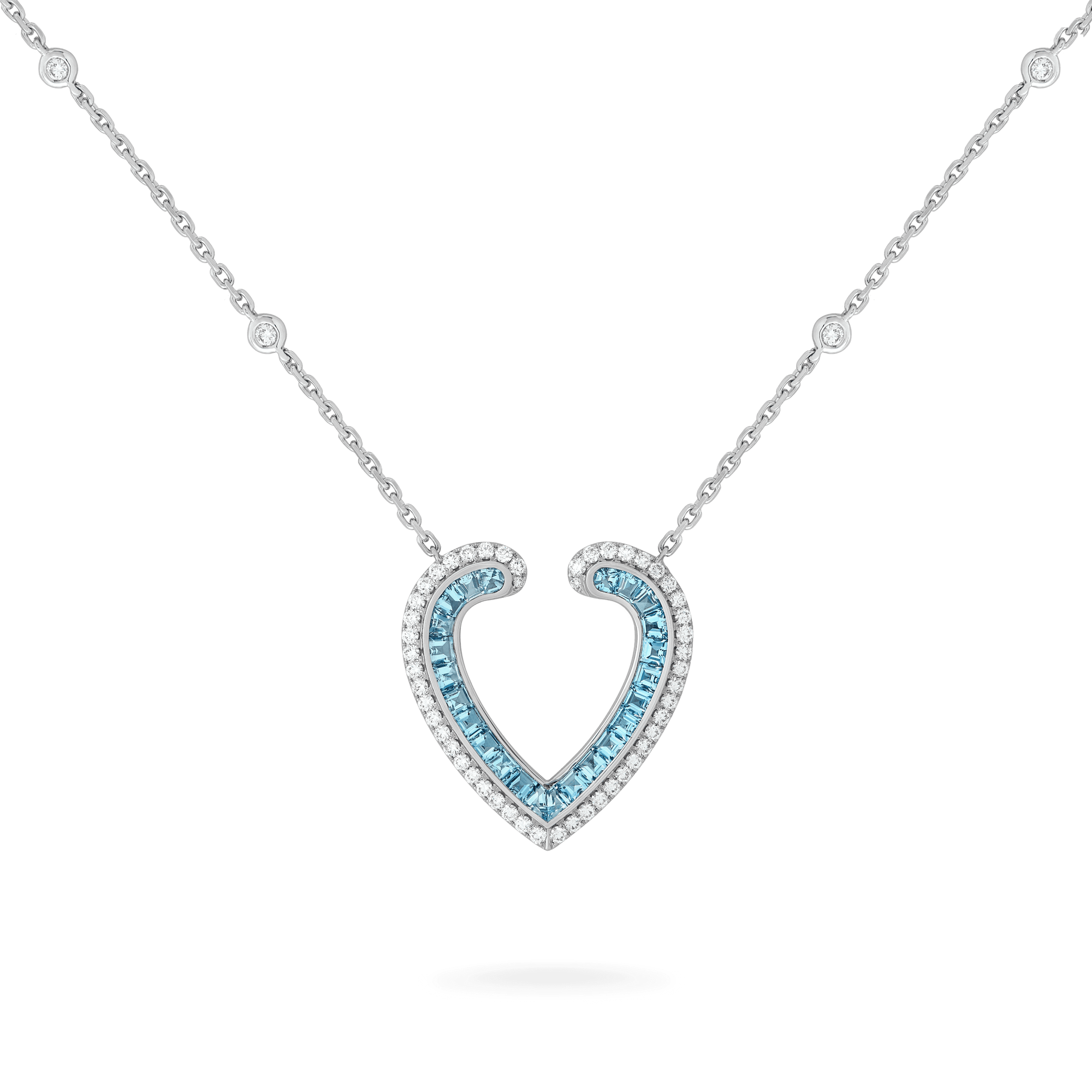 Garrard Aloria jewellery Collection calibre cut aquamarine pendant in 18ct white gold with Diamonds 2017066 Hero View