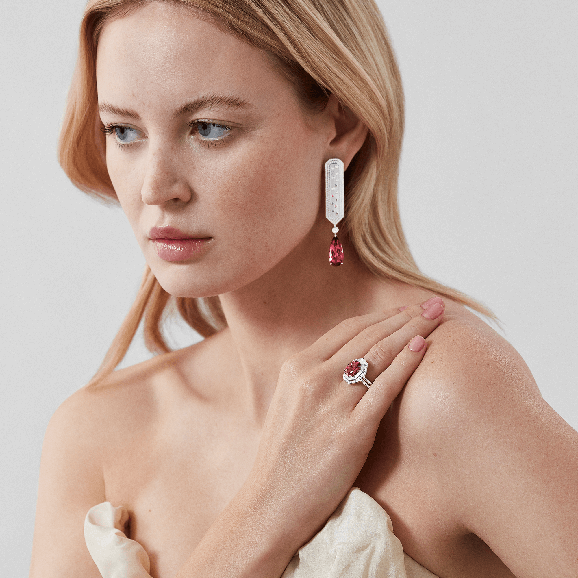 Garrard Couture Desert Rose Panel Earrings and Ring 2018132.