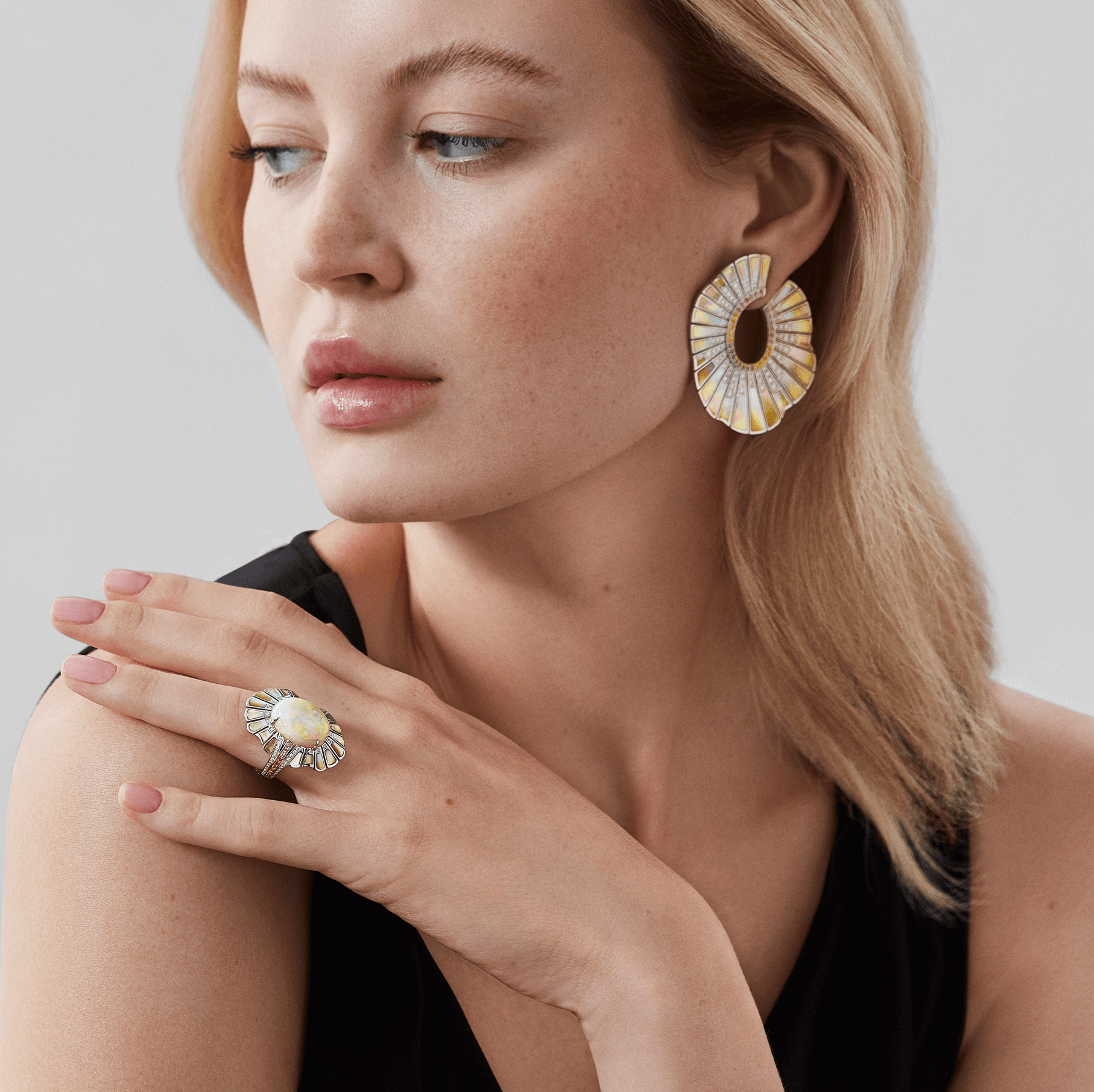 Garrard Couture Northern Lights Earrings and Ring 1