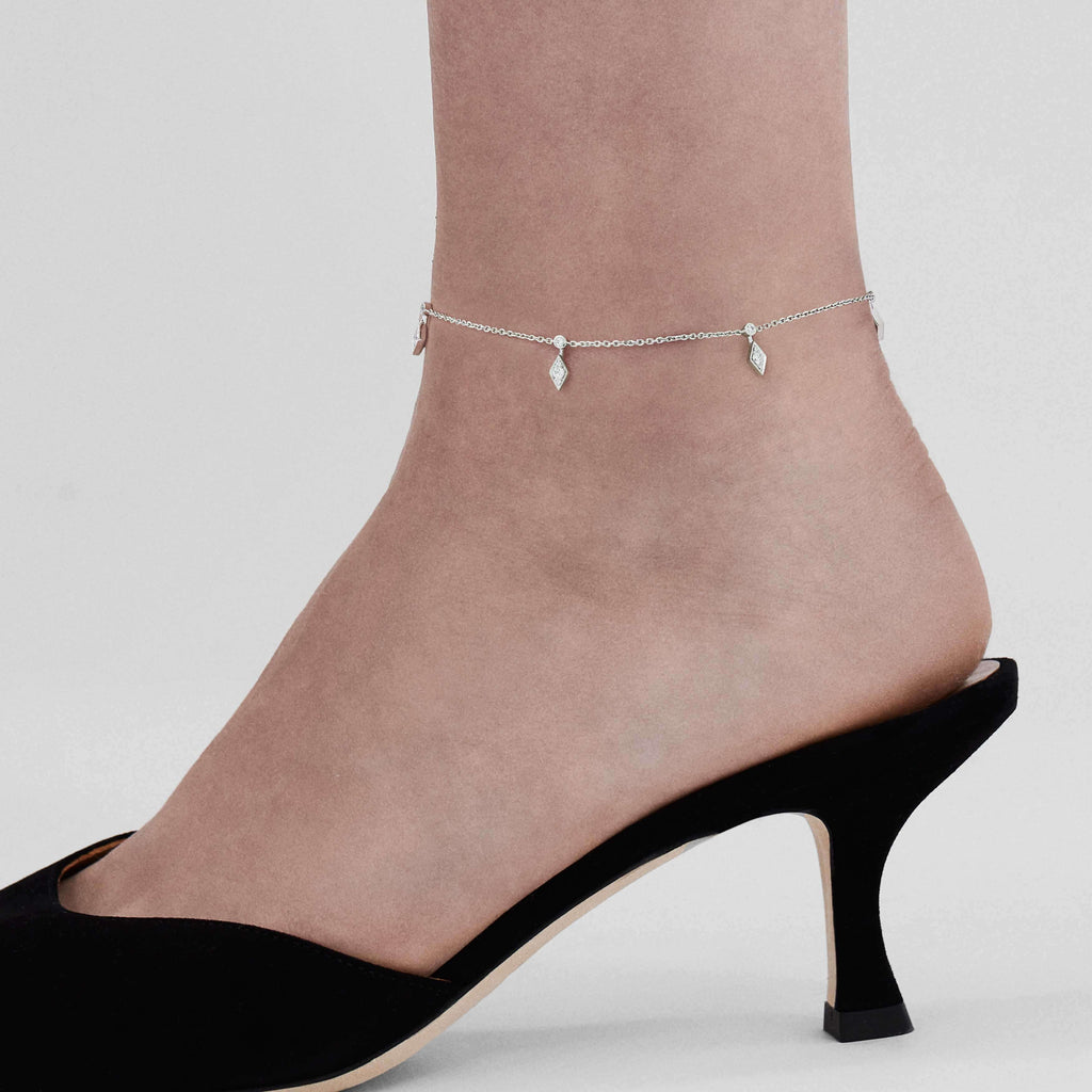 Garrard Mini Icons Albemarle collection Diamond anklet in 18ct white gold 2018653 on model