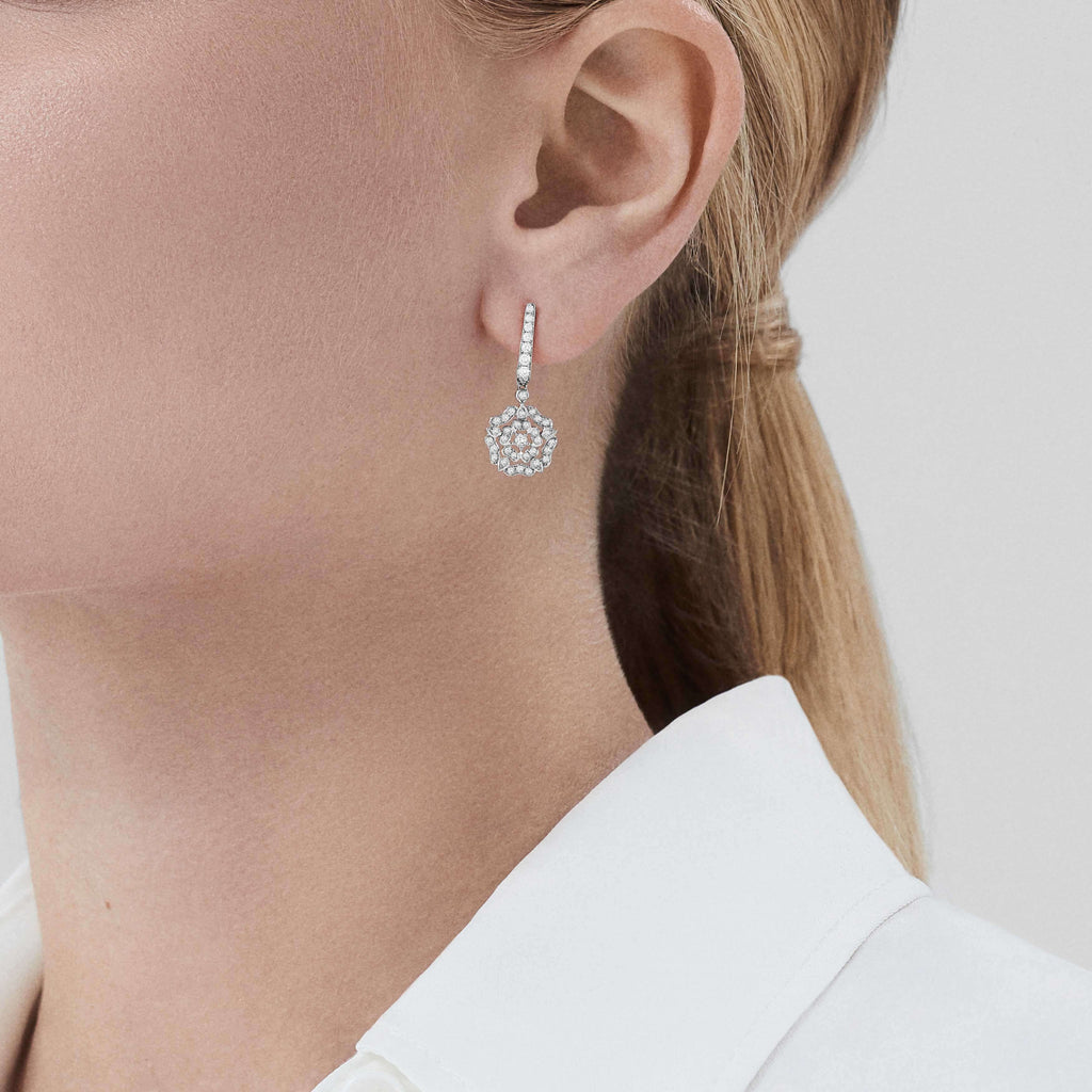 Garrard Mini Icons collection Tudor Rose Bracelet in 18ct White gold with Diamonds 2012431 On Model