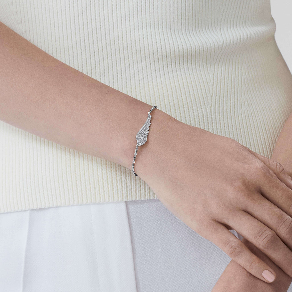 Garrard Mini Icons collection Wings Bracelet in 18ct White gold with Diamonds 2010981 on model