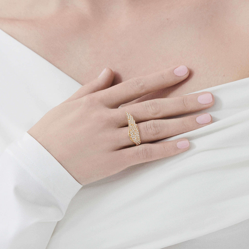 Garrard Mini Icons collection Wings Classic Ring in 18ct white yellow gold with Diamonds 2014368 on model