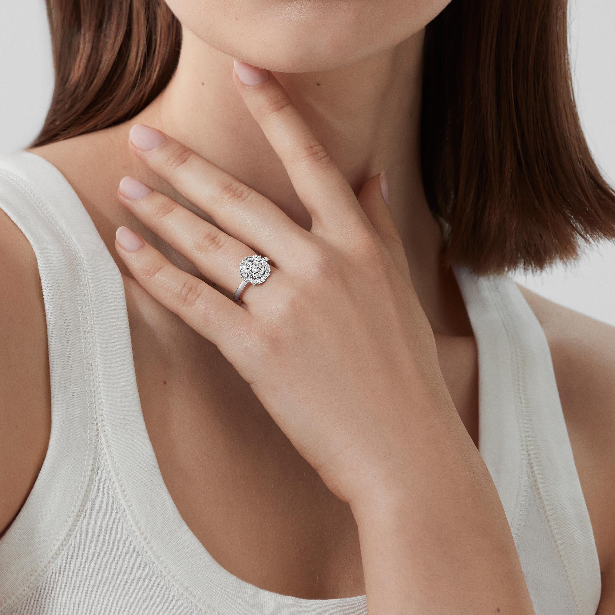 Tudor Rose Mini Icons Diamond Ring | In 18ct White Gold