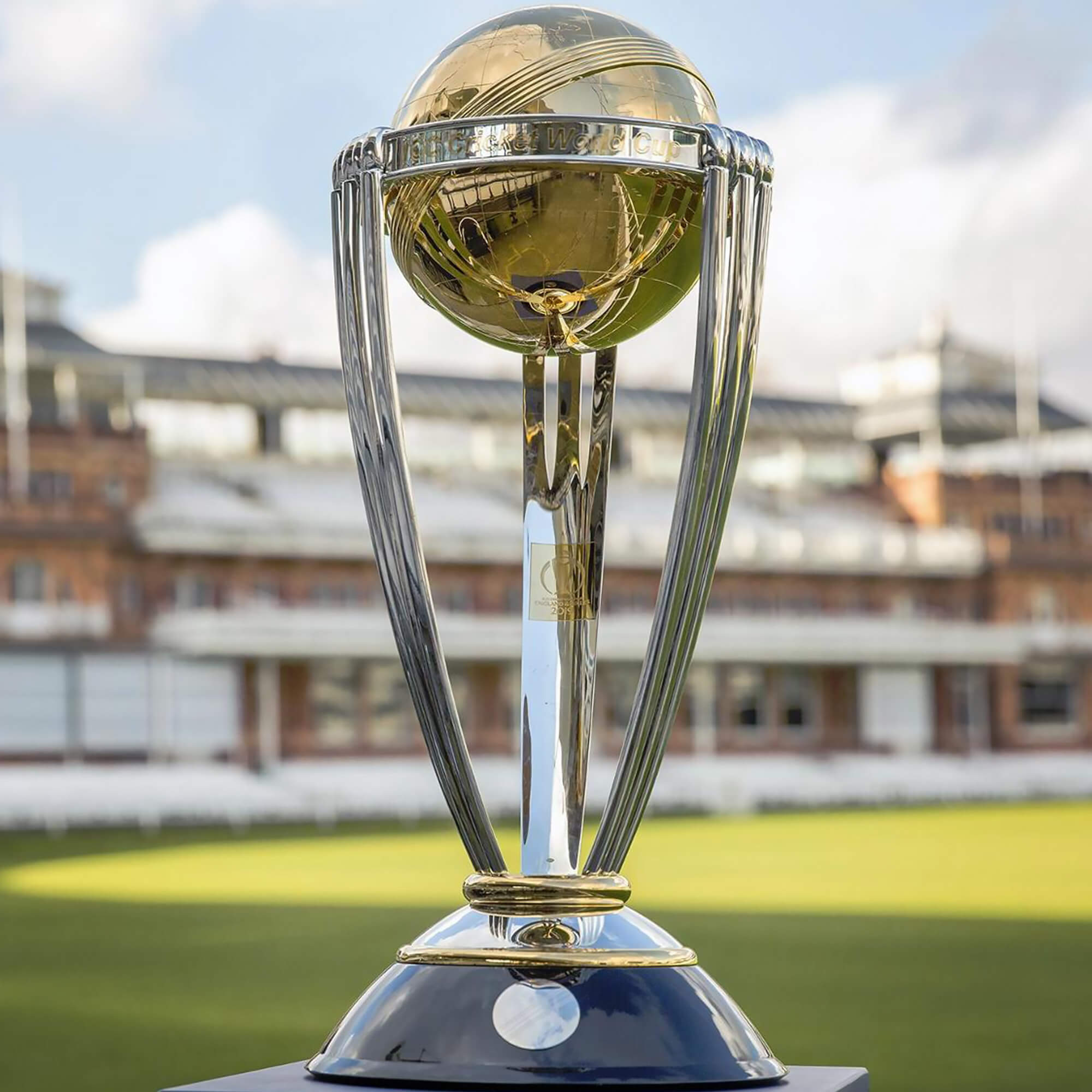 Trophies Famous Sports Trophies An Unrivalled Trophy Heritage trophies-famous-sports-trophies-an-unrivalled-trophy-heritage
